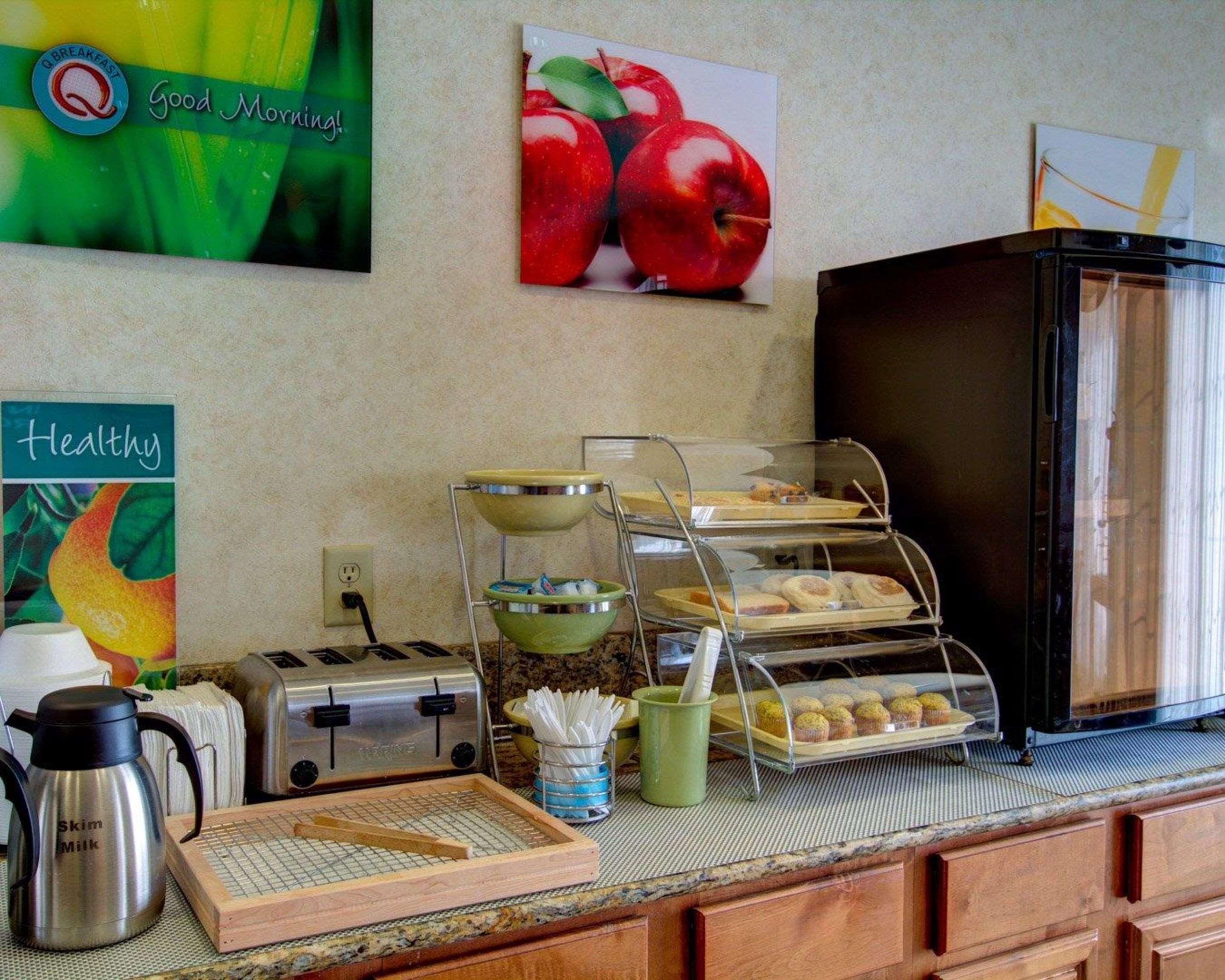 Quality Inn & Suites - Glen Rose Extérieur photo
